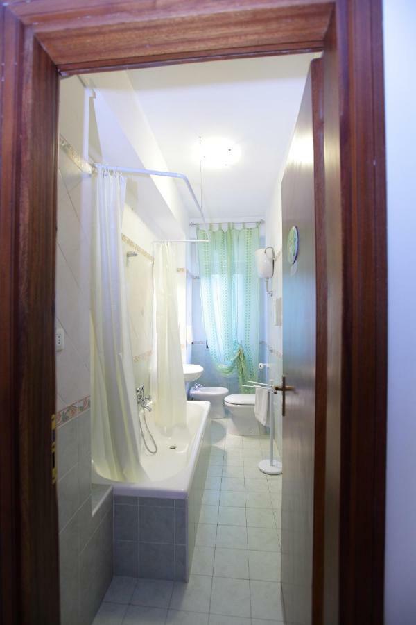 L'Attico Affittacamere B&B Catanzaro Kültér fotó